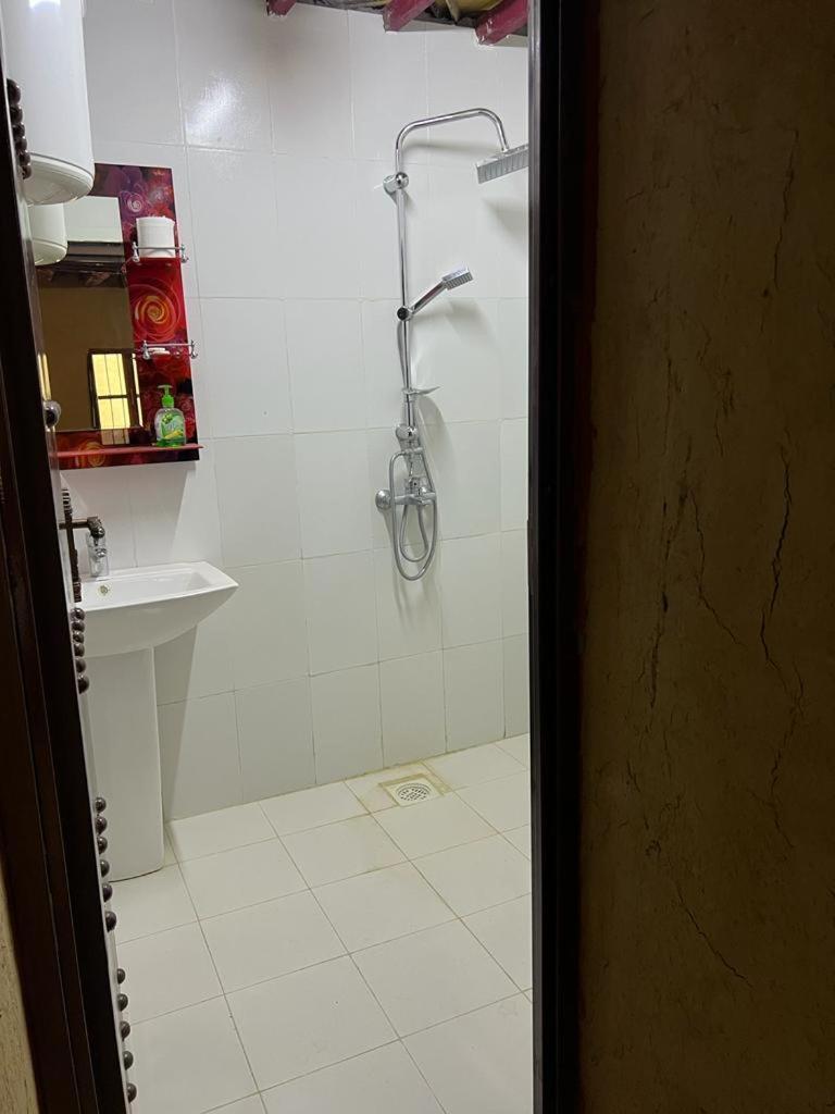 Mall Aldakhil House Al Hamra Exterior photo