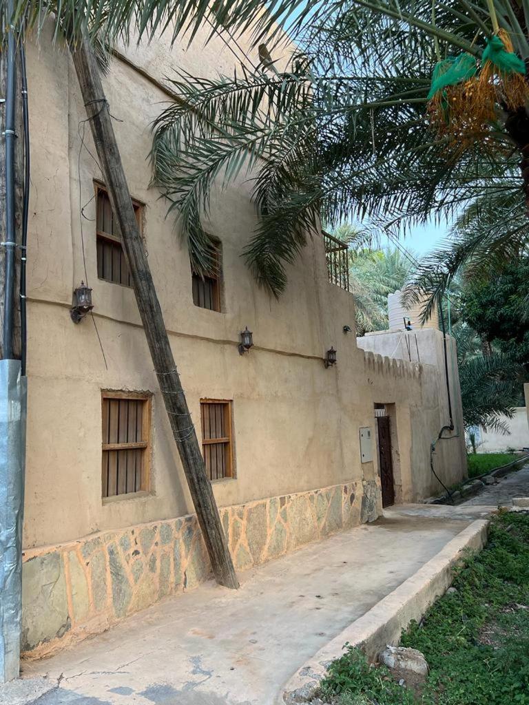Mall Aldakhil House Al Hamra Exterior photo