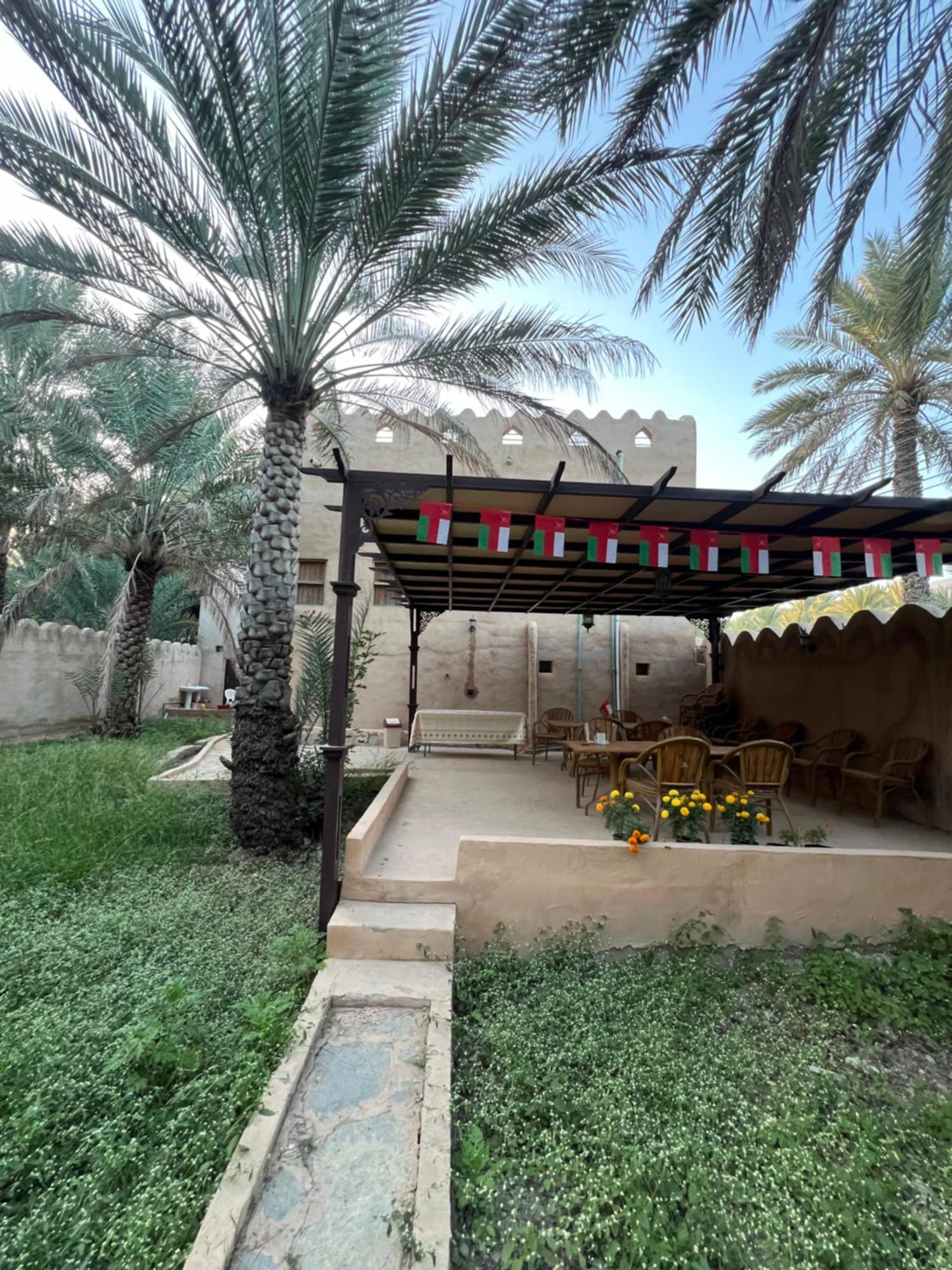 Mall Aldakhil House Al Hamra Exterior photo